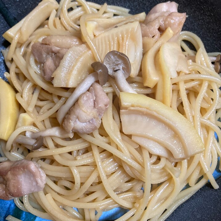 タケノコと鳥もも肉のパスタ